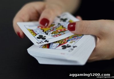 sb体育：轮盘与牌九的策略融合指南——概率思维与牌局管理的跨界应用
